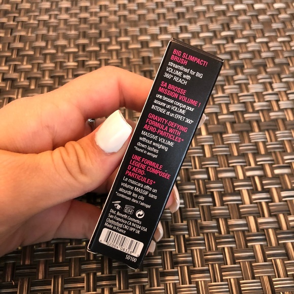 benefit bag gal bang volumizing mascara - Picture 5 of 5